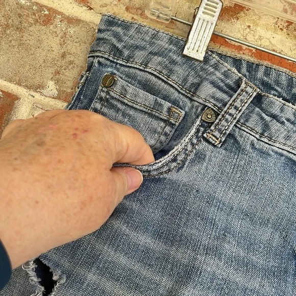 Kut From the Kloth Blue Light Wash Distressed Cuffed Shorts - Picture 2 of 10